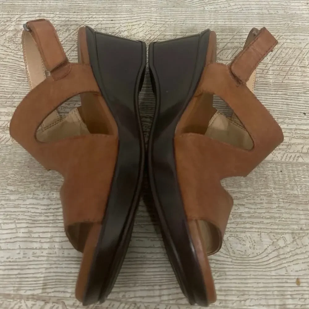Naturalizer Valerie Brown Leather Wedge Slingback Sandals 8 Neutral Comfort